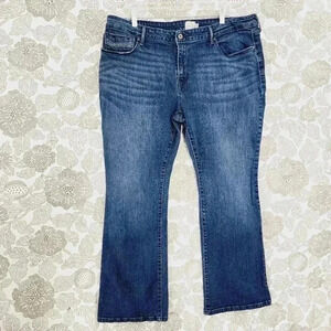 Vintage Levi's San Francisco Embroidered Pockets Boot cut Women's Jeans 22W